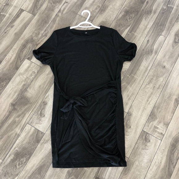 MEROKEETY Short Sleeve Crew Neck T-Shirt Dress - Tie Waist, Ruched, Bodycon - Picture 9 of 10